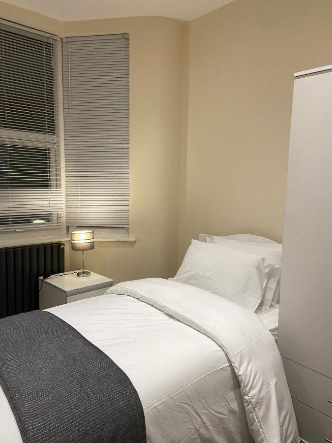 Beautiful Rooms Only Few Steps Away From Bruce Grove Tottenham Stadium Λονδίνο Εξωτερικό φωτογραφία